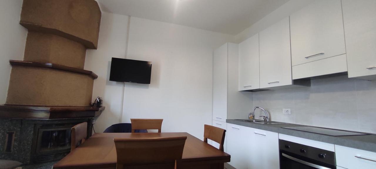 Da Nani Apartment Lezzeno Luaran gambar