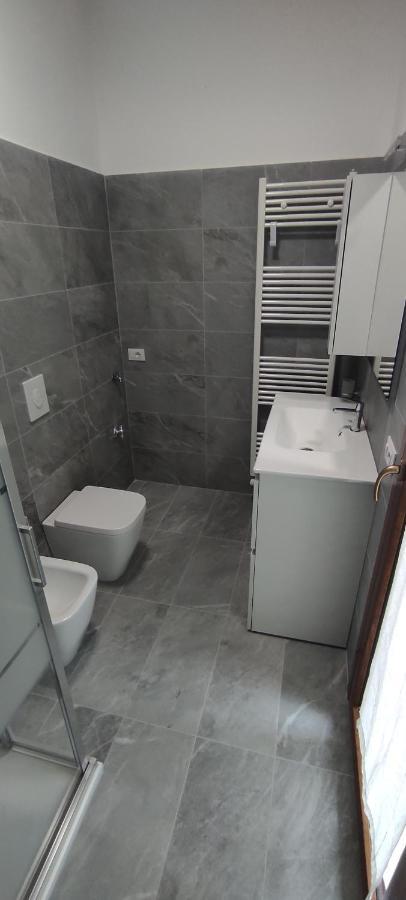 Da Nani Apartment Lezzeno Luaran gambar